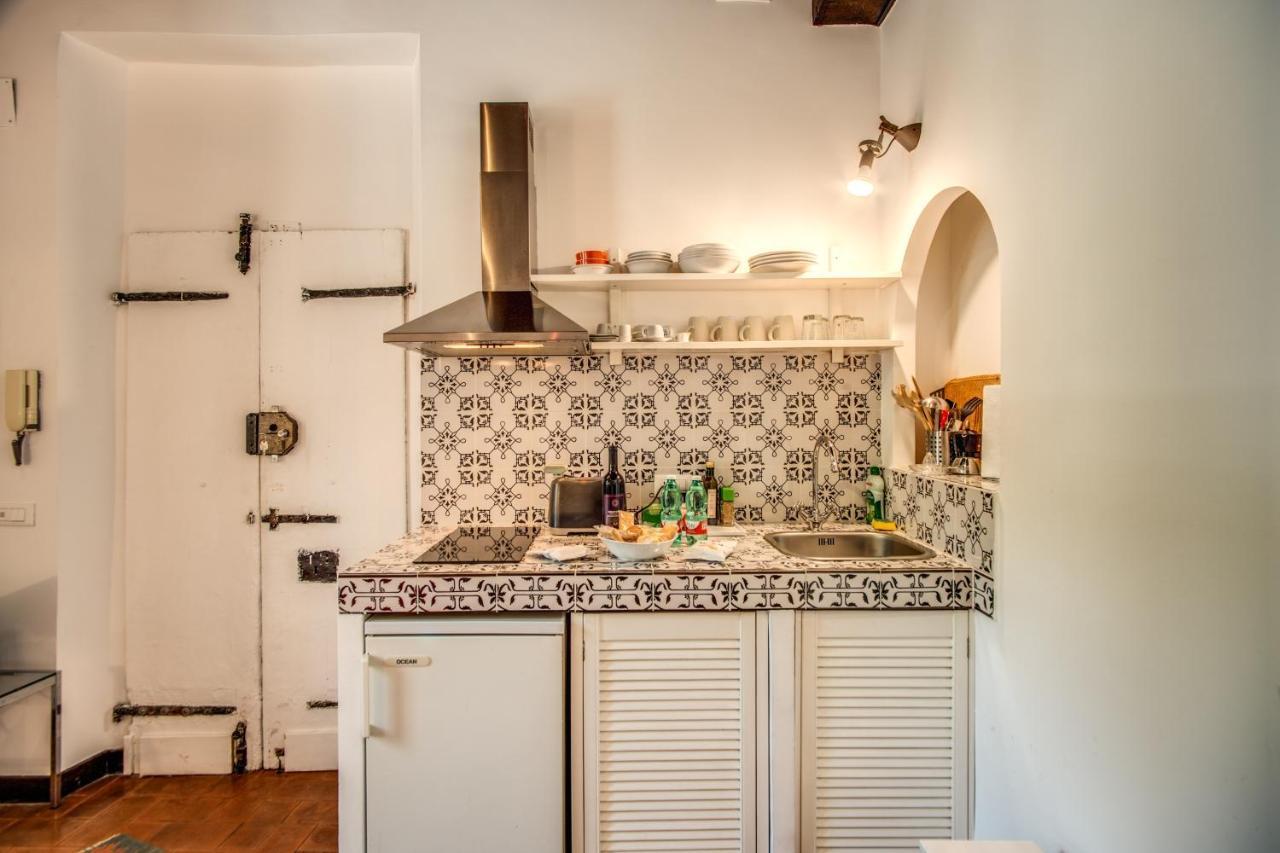 Lovely Flat In The Heart Of Trastevere Roma Exterior foto